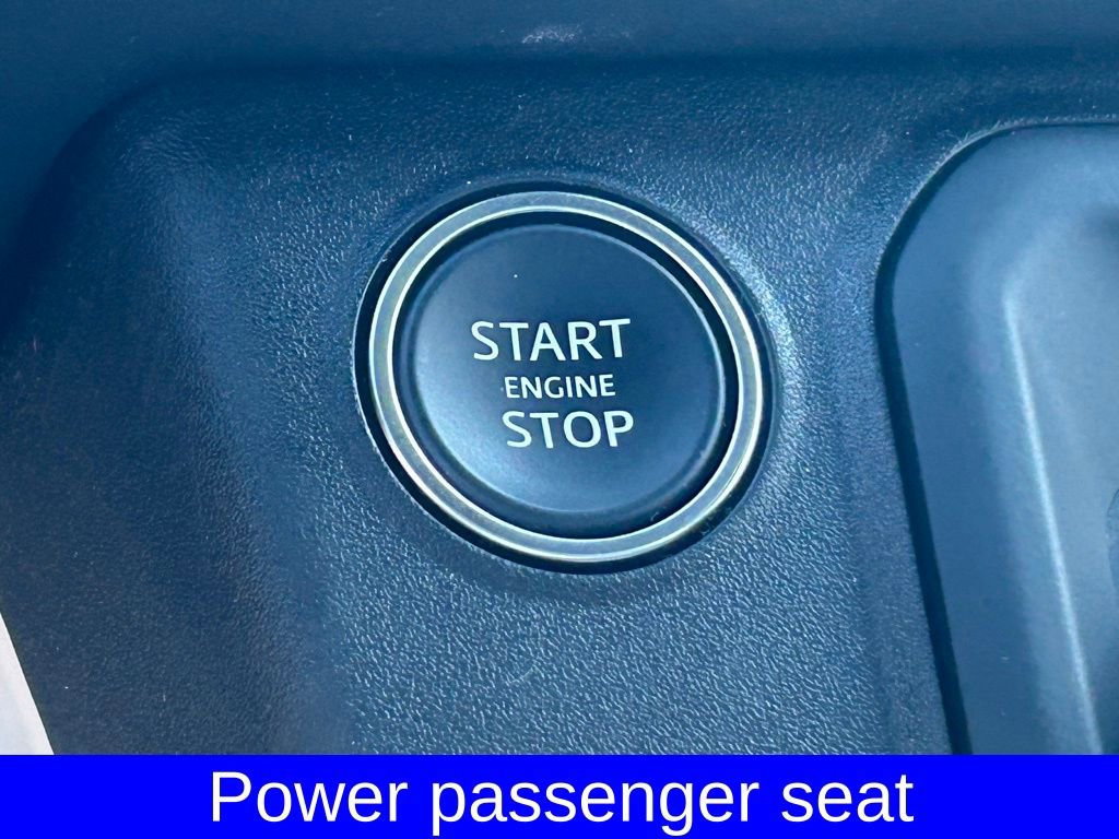 Used 2025 Land Rover Defender 110 S AWD/4WD image 39