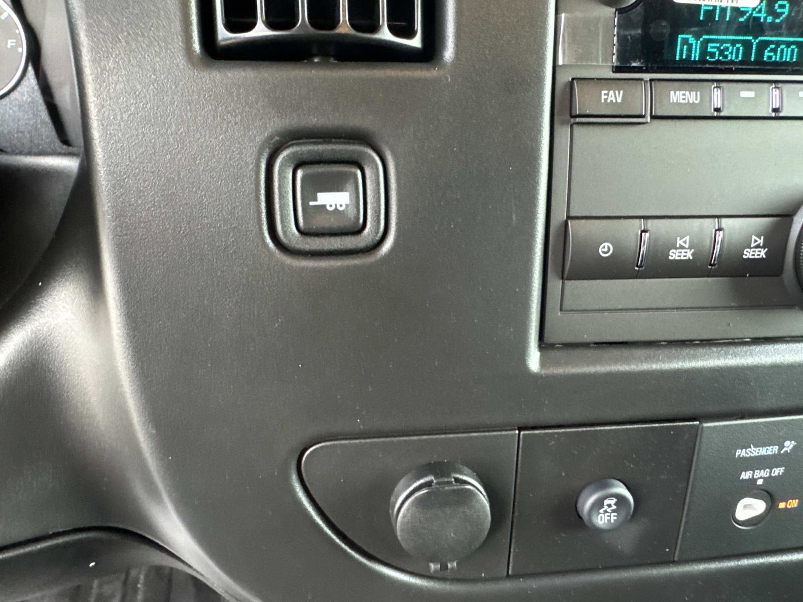 New 2026 GMC Savana 2500 w/ Driver Convenience Package image 28