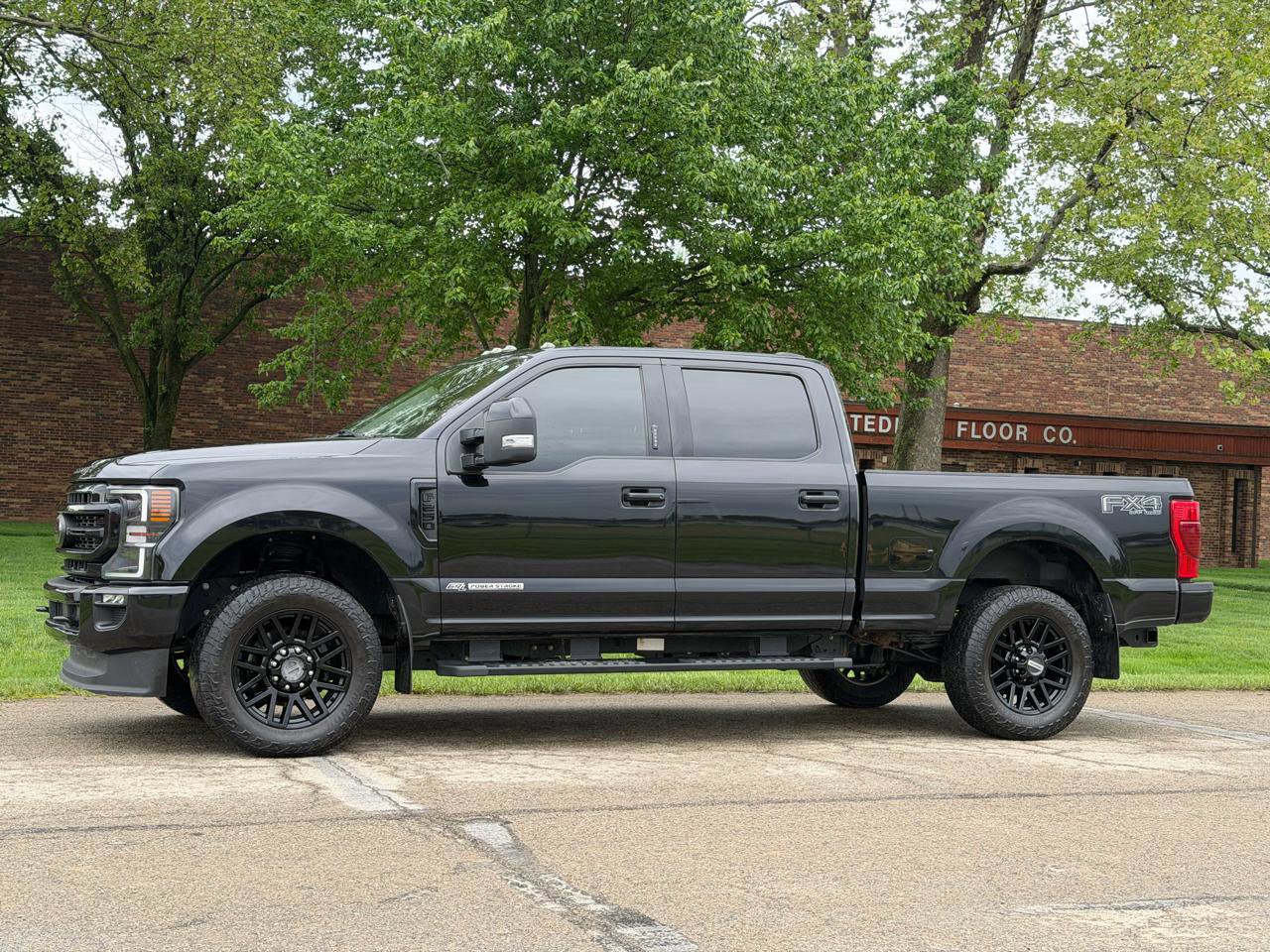 Used 2021 Ford F250 Lariat AWD/4WD image 2