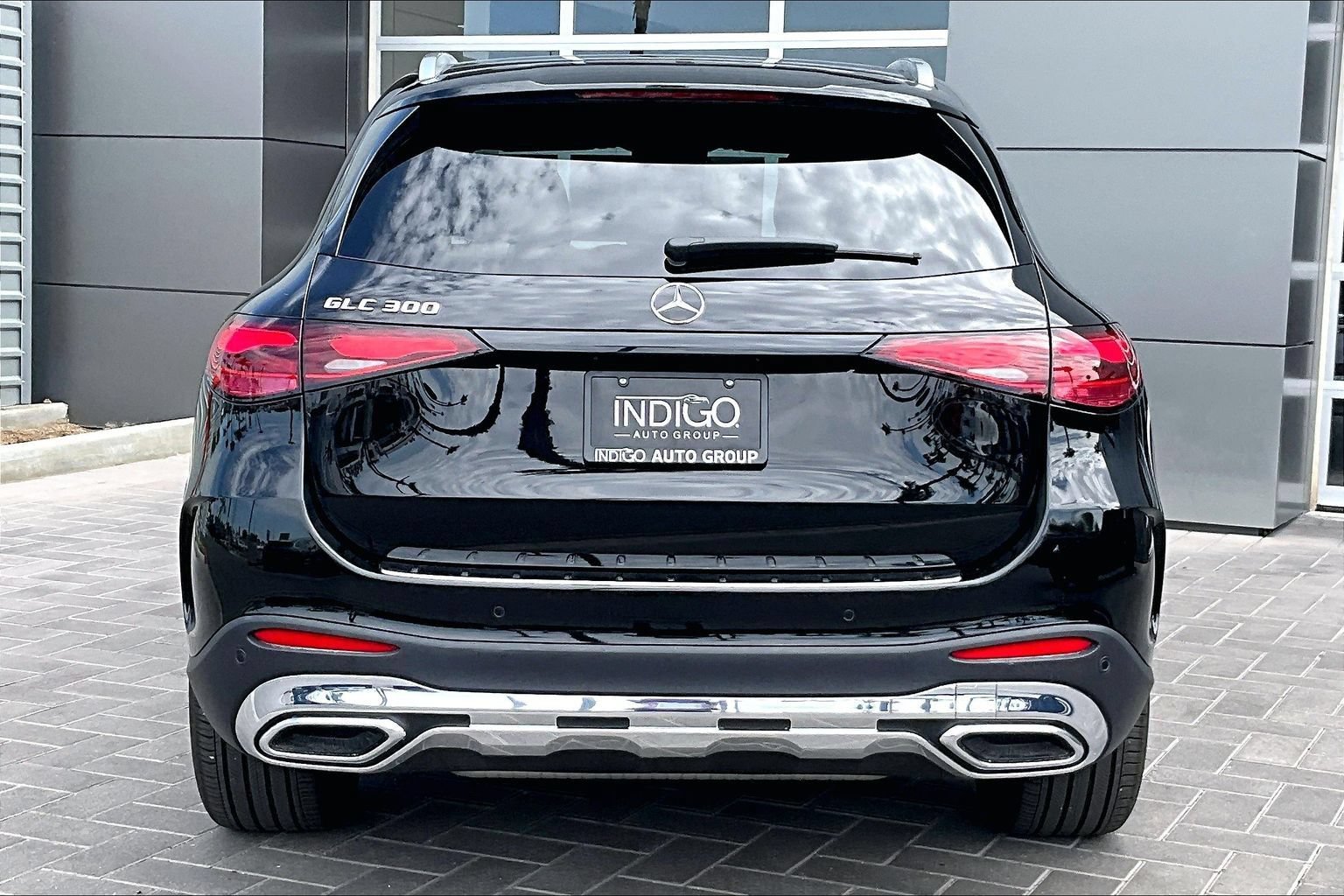 Used 2026 Mercedes-Benz GLC 300 image 4