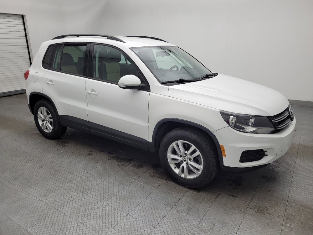 Used 2017 Volkswagen Tiguan S FWD image 11