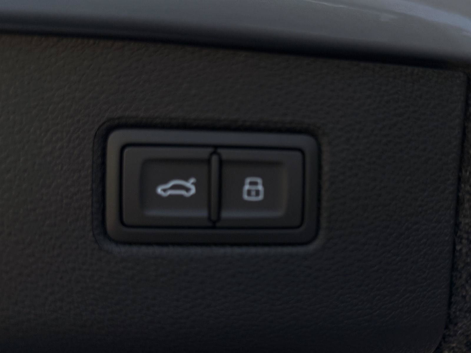 New 2027 Bentley Bentayga AWD/4WD image 35