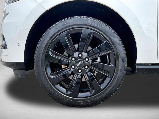 Used 2022 Lincoln Navigator Reserve RWD image 10
