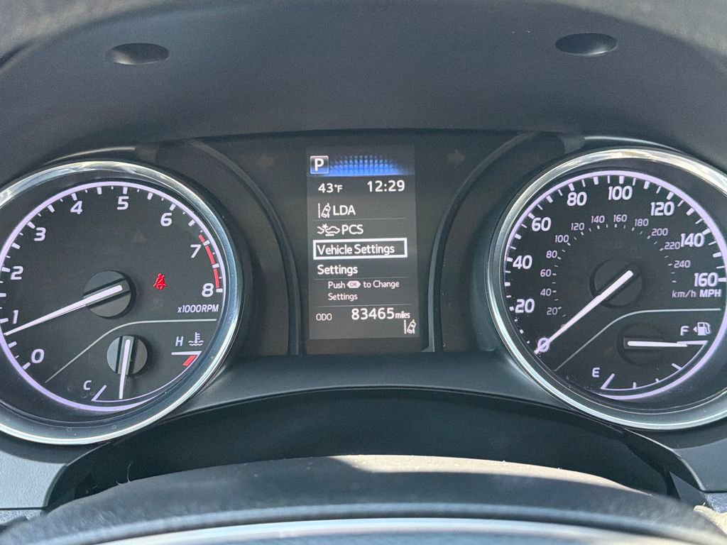 Used 2019 Toyota Camry LE image 19