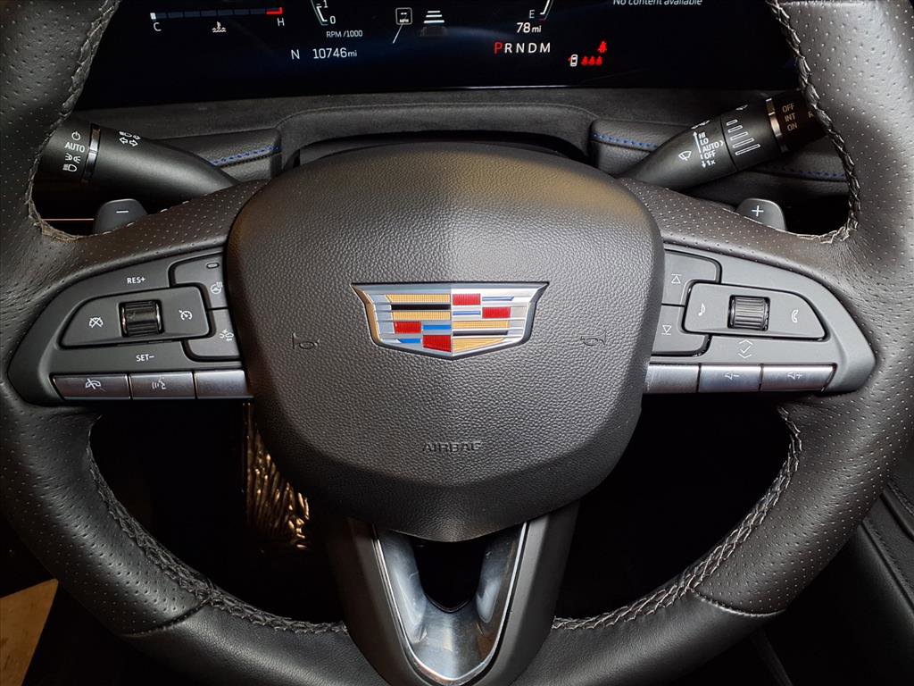 Certified 2025 Cadillac XT4 Sport w/ Cold Weather Package image 7