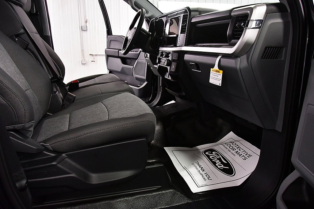 New 2026 Ford F250 XL image 27