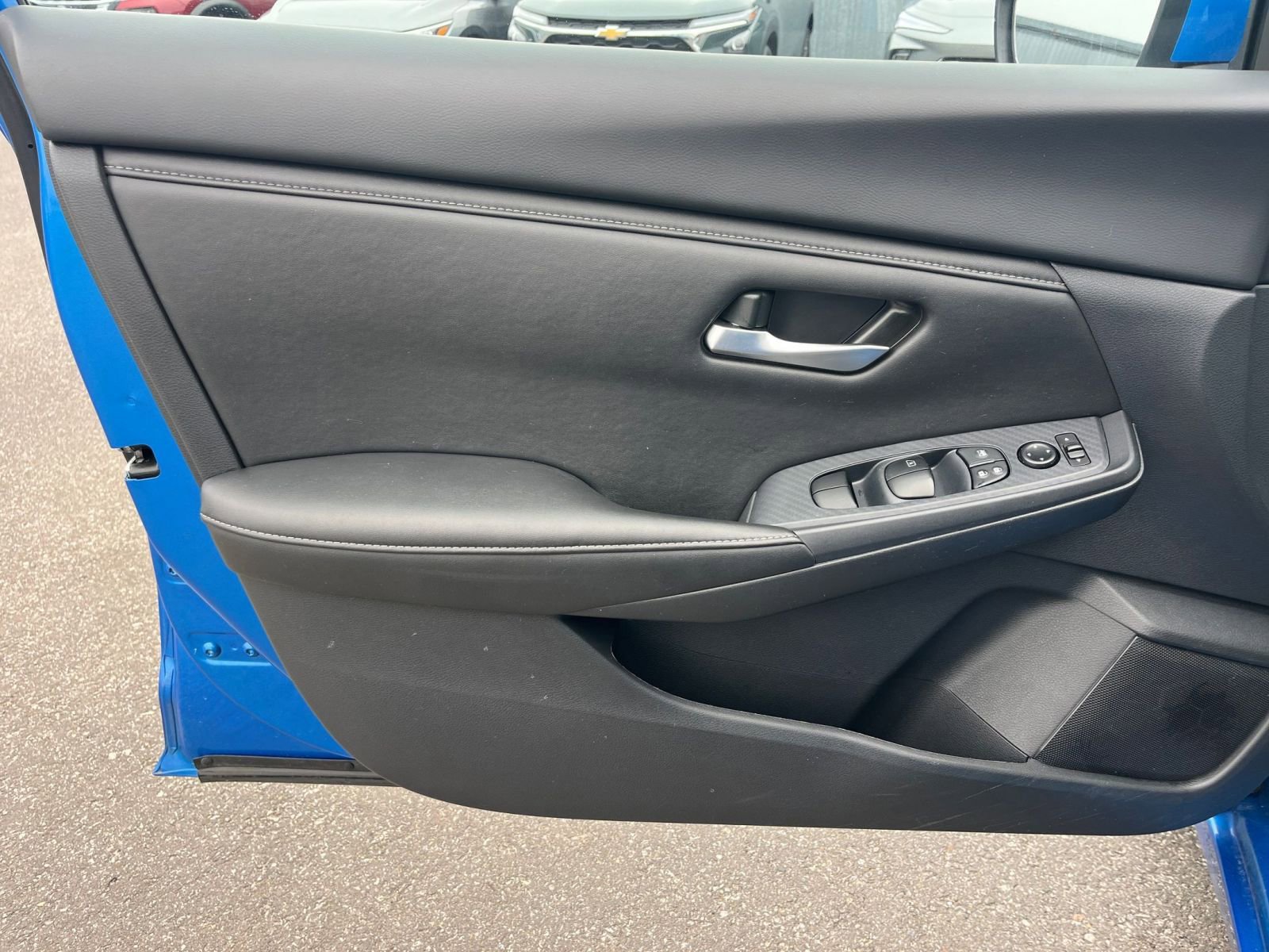 Used 2025 Nissan Sentra SV FWD image 18