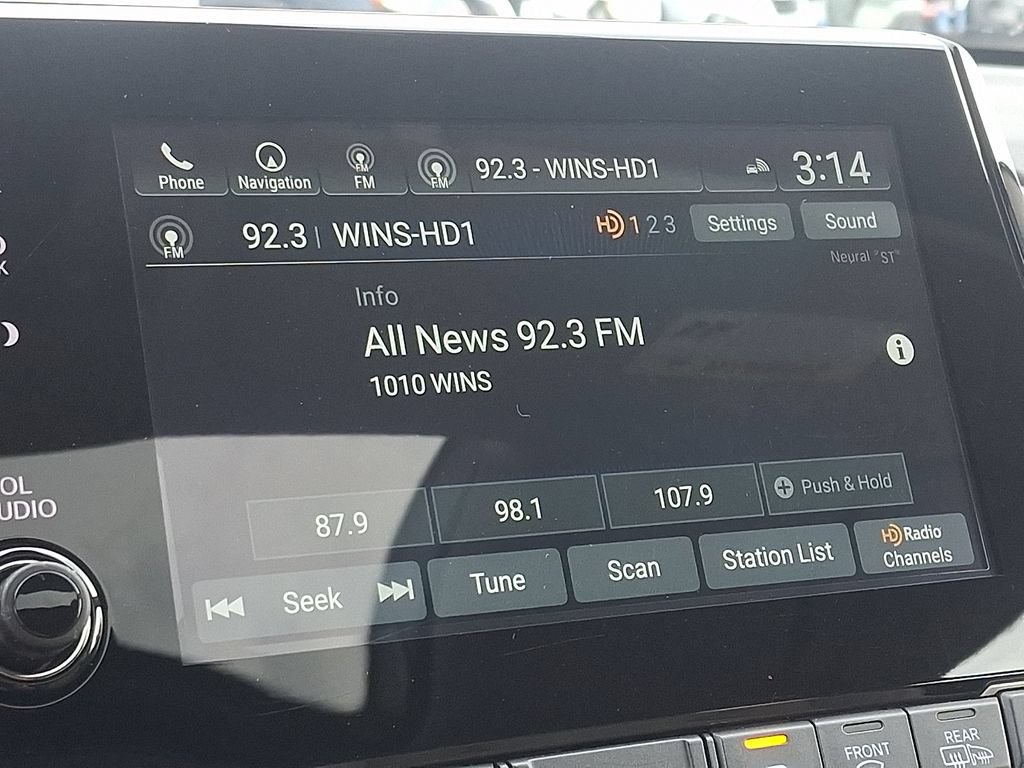 Used 2023 Honda Odyssey Elite image 17
