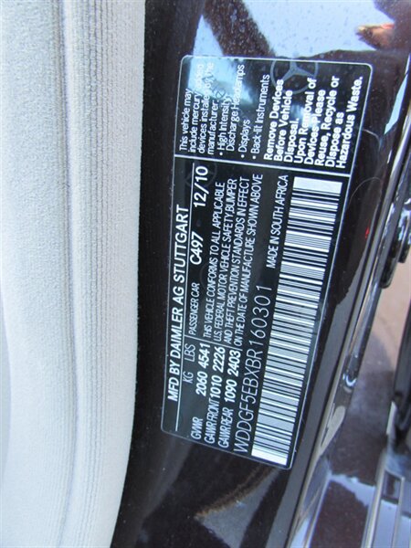 Used 2011 Mercedes-Benz C 300 Sedan image 31