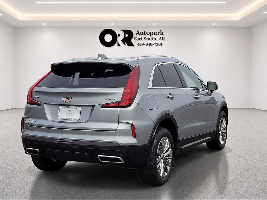 Certified 2025 Cadillac XT4 Premium Luxury FWD image 5