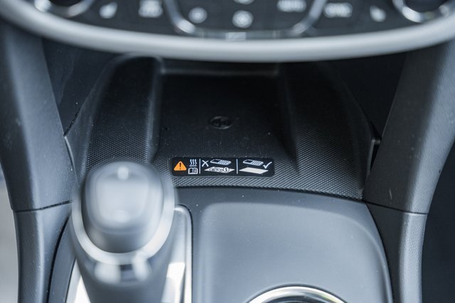 Used 2021 Chevrolet Equinox Premier image 30