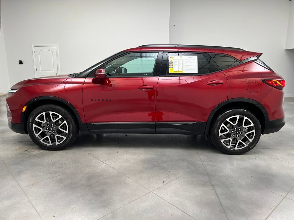 Used 2025 Chevrolet Blazer RS image 4