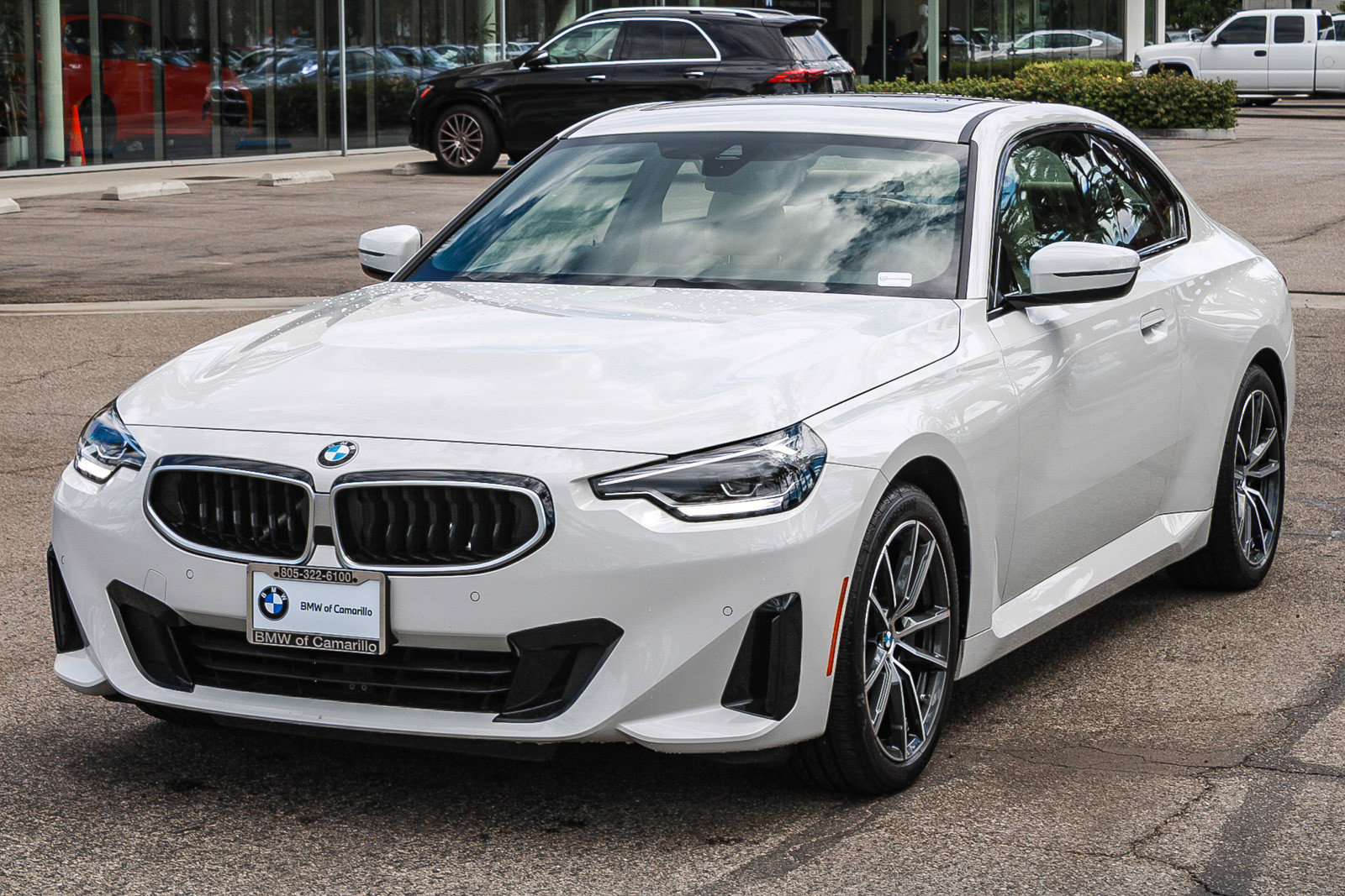 Used 2026 BMW 230i Coupe w/ Convenience Package RWD image 3