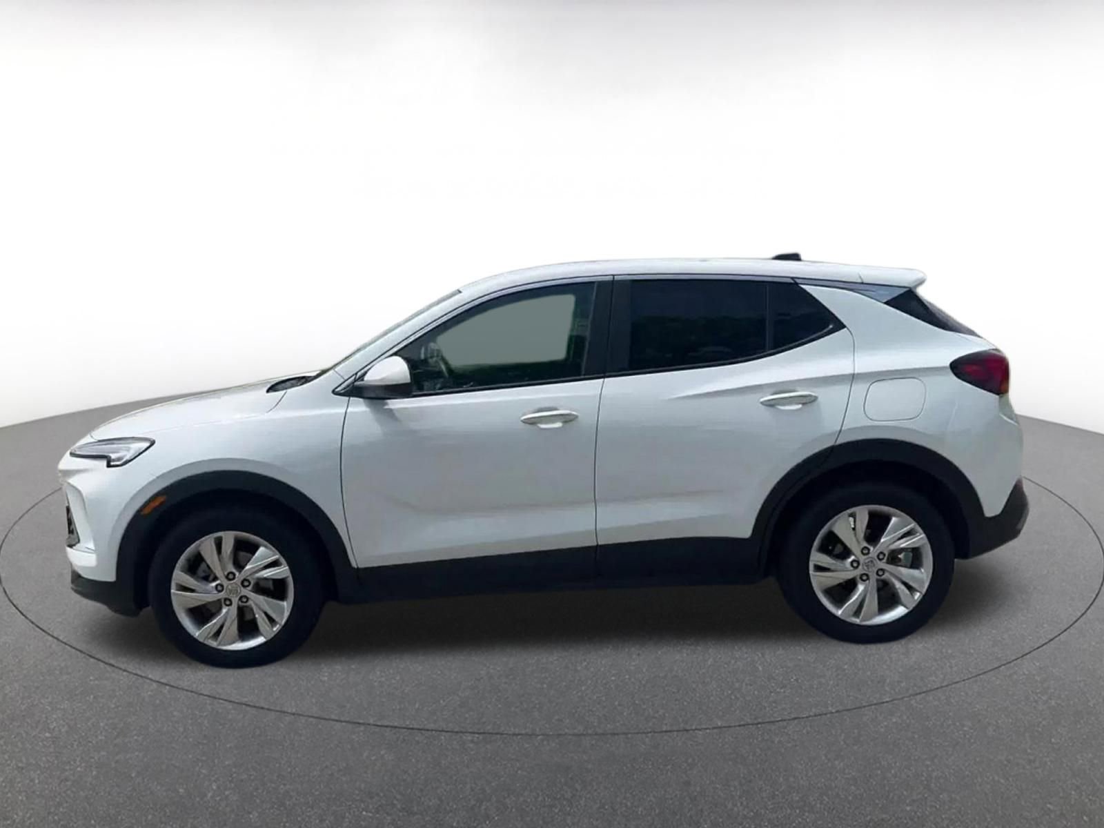Used 2025 Buick Encore GX Preferred FWD image 8