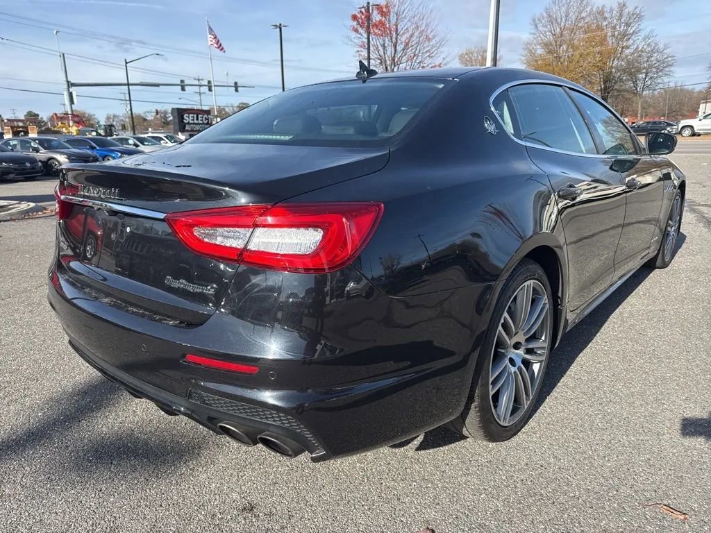 Used 2018 Maserati Quattroporte S GranSport Q4 AWD/4WD image 4