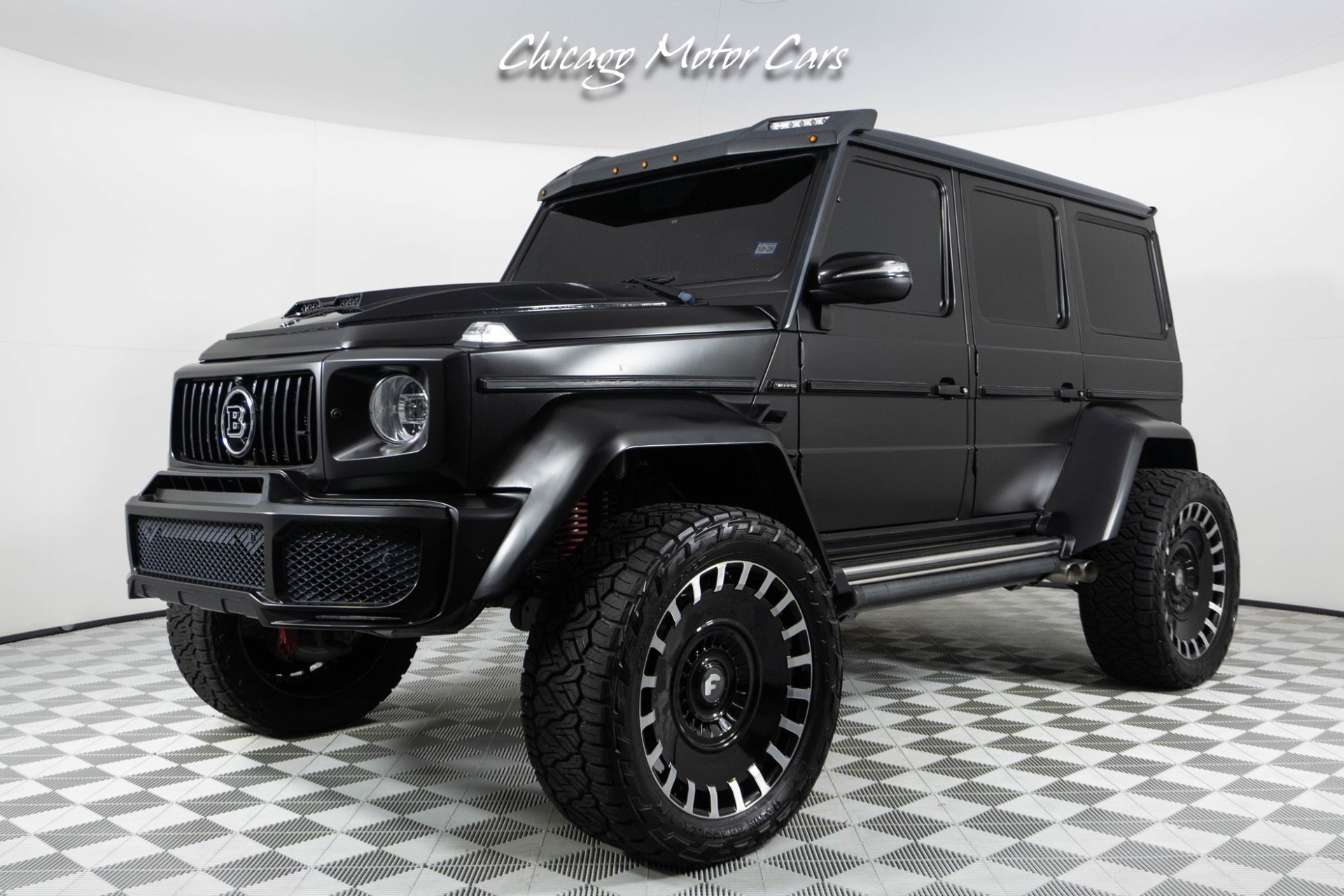 Used 2017 Mercedes-Benz G 550 Squared image 1