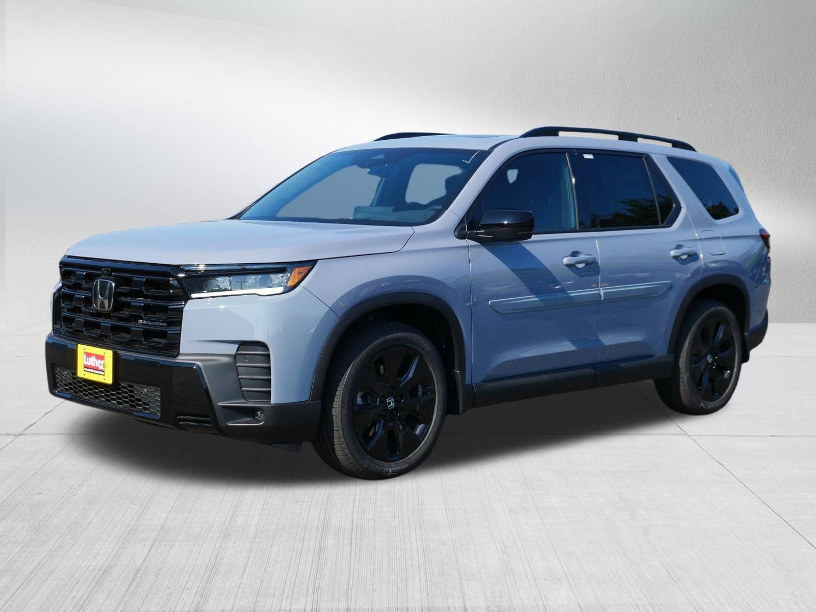 New 2026 Honda Pilot Black Edition image 3
