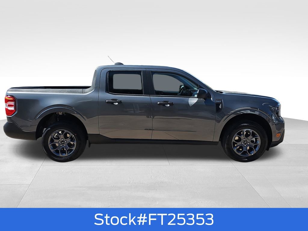 New 2025 Ford Maverick XLT image 2