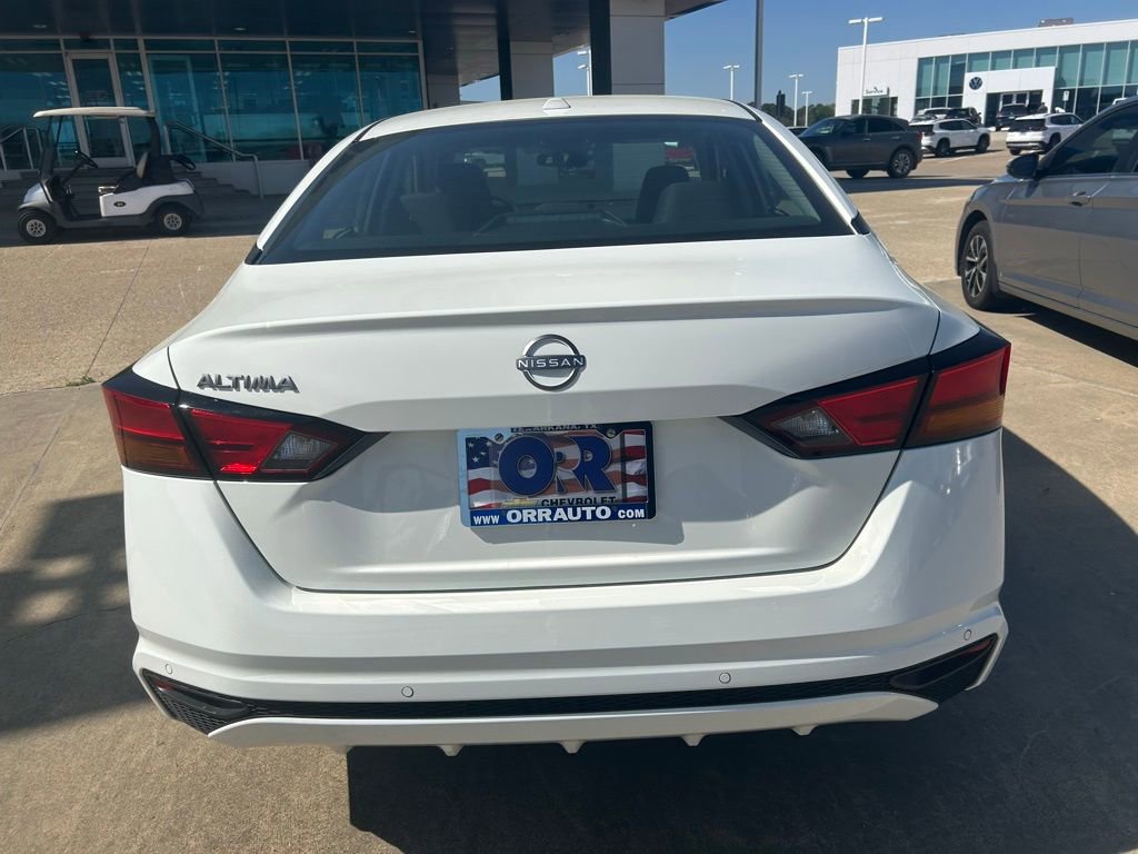 Used 2025 Nissan Altima 2.5 S image 6