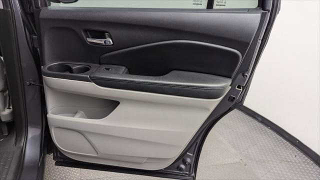 Used 2019 Honda Pilot LX image 21