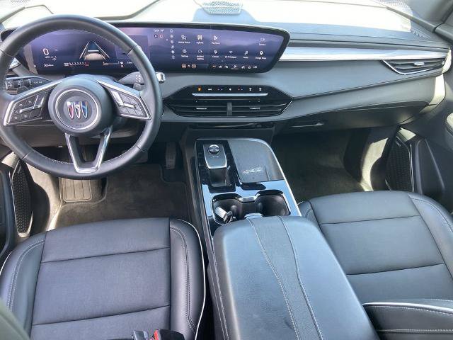 Used 2025 Buick Enclave Preferred AWD/4WD image 16