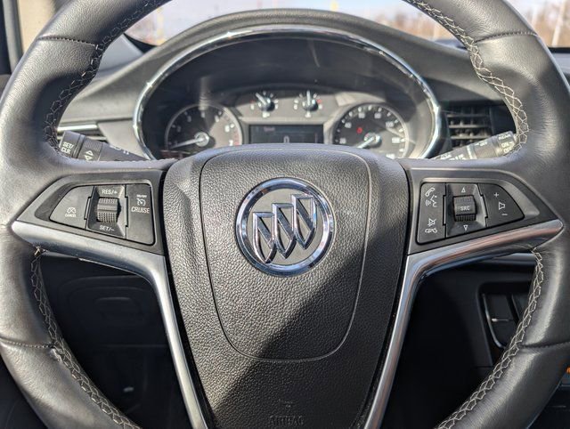 Used 2022 Buick Encore Preferred w/ Safety Package image 20