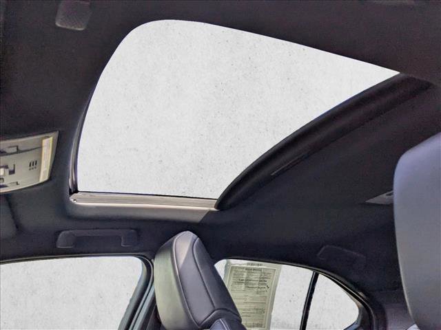 Used 2019 Lexus UX 250h image 17