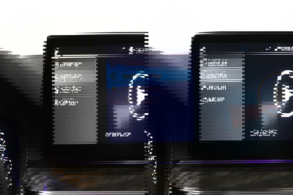 Used 2023 BMW 530e 530e w/ M Sport Package image 27