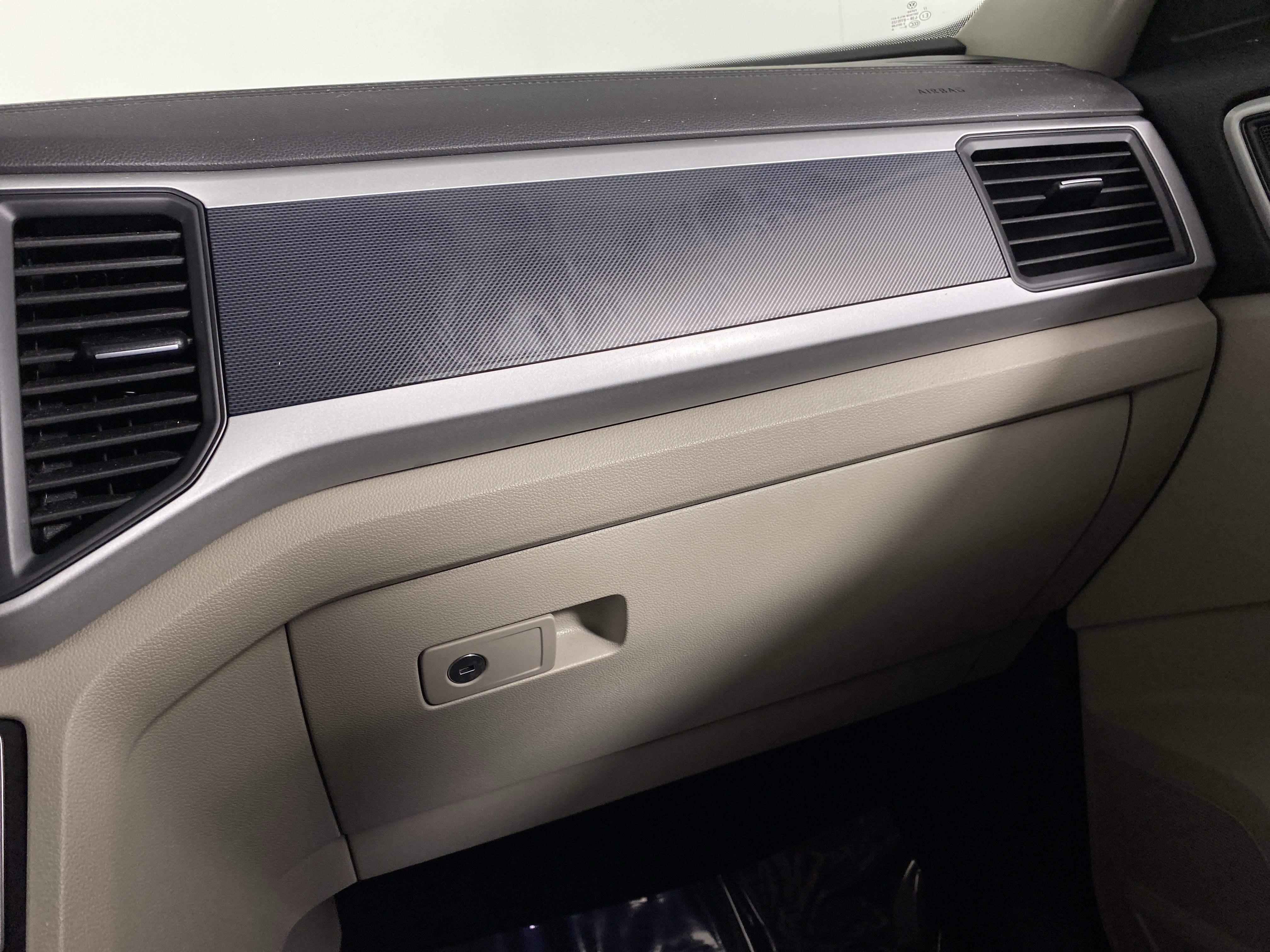 Used 2021 Volkswagen Atlas SE w/ Panoramic Sunroof Package image 30