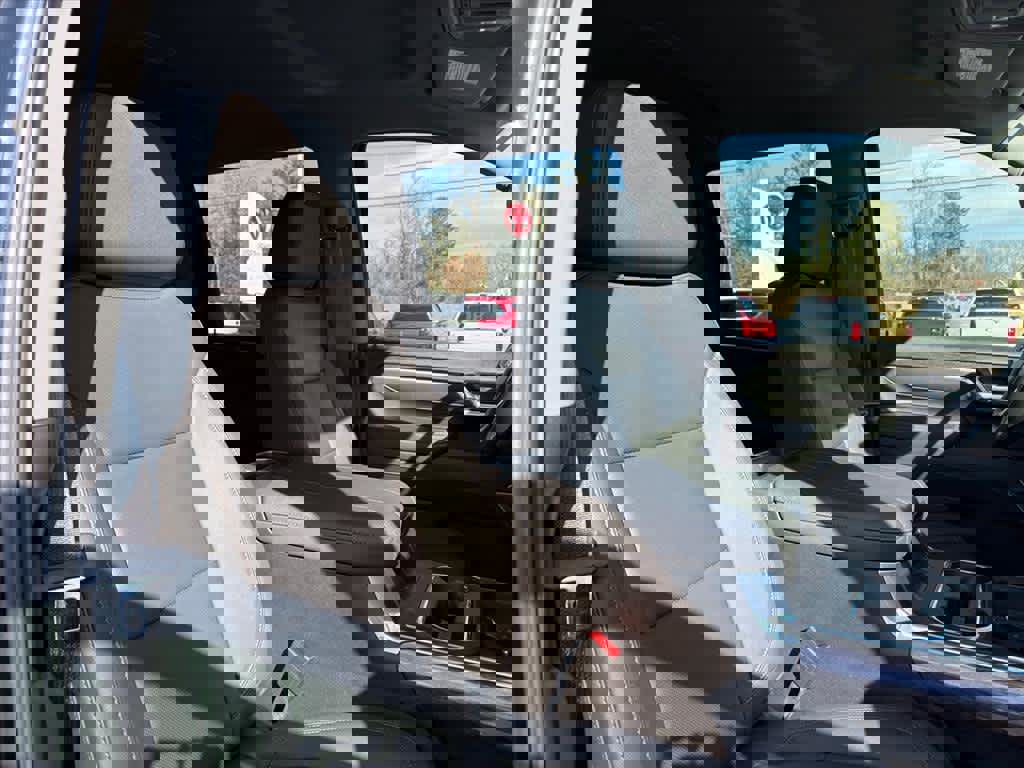 Used 2025 Chevrolet Silverado 2500 LTZ w/ Z71 Chrome Sport Edition image 6