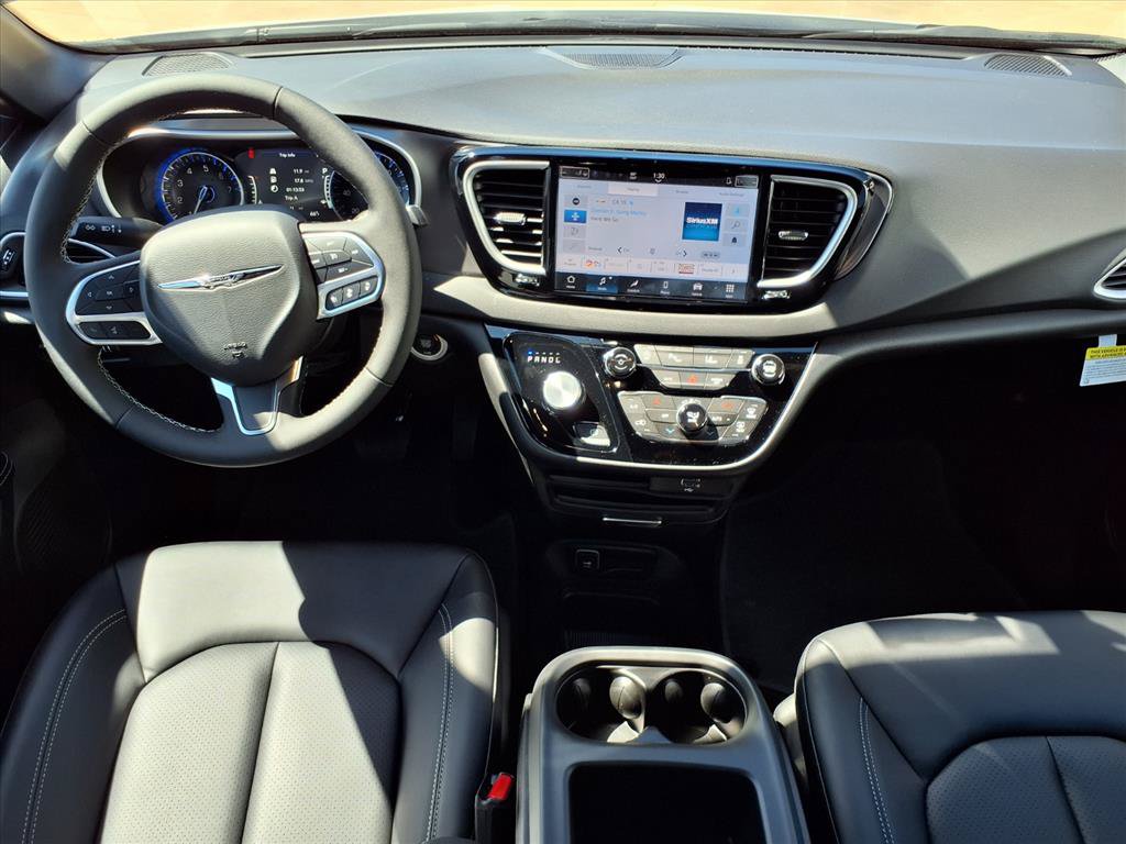 New 2026 Chrysler Voyager LX FWD image 3