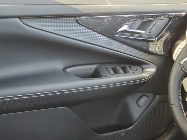 New 2025 Chevrolet Blazer EV LT image 23