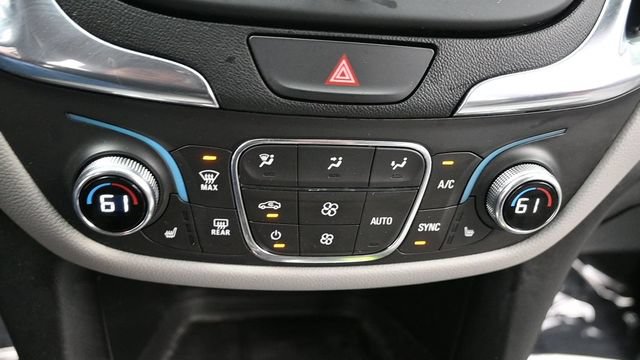Used 2021 Chevrolet Equinox LT AWD/4WD image 23