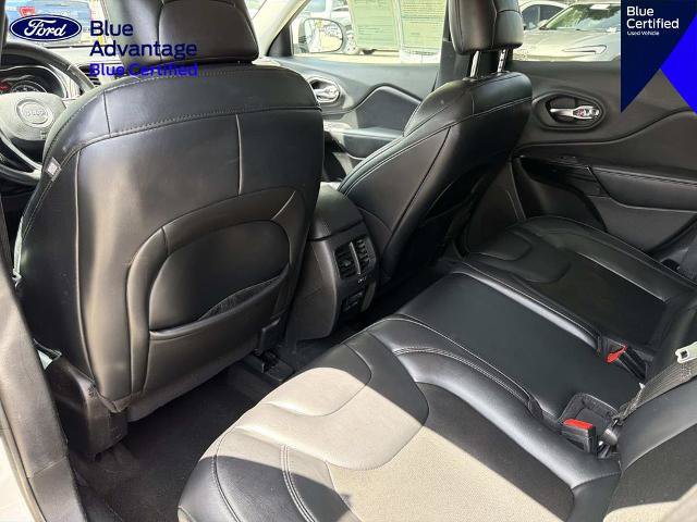 Used 2020 Jeep Cherokee Latitude Plus FWD image 12