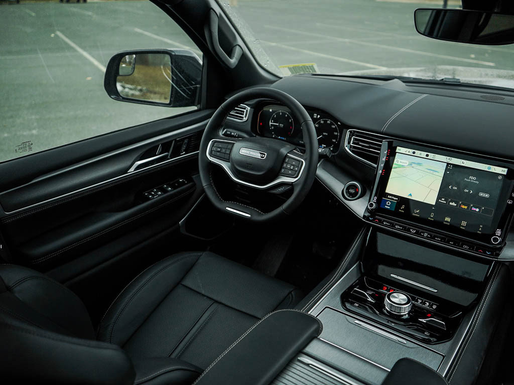 New 2026 Jeep Grand Wagoneer L Limited AWD/4WD image 16