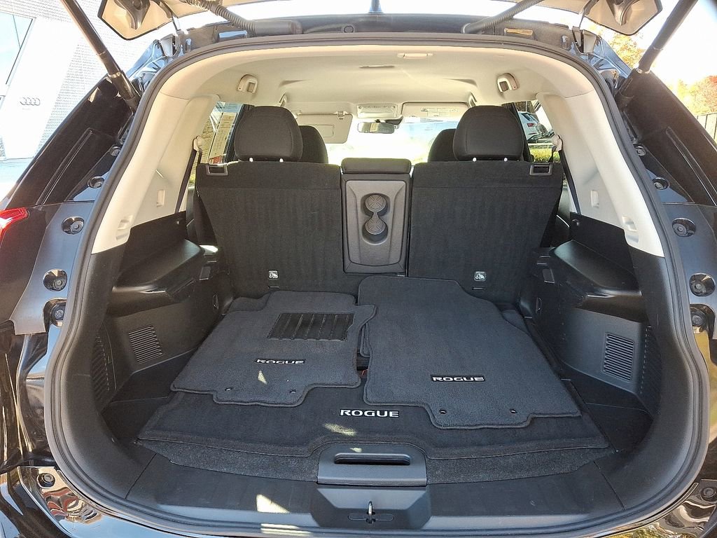 Used 2019 Nissan Rogue SV image 29