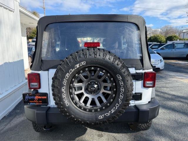 Used 2018 Jeep Wrangler Unlimited Sport w/ Connectivity Group image 4