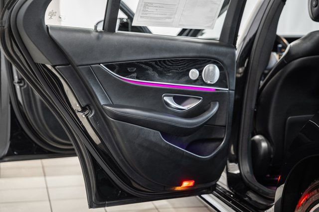 Used 2018 Mercedes-Benz E 300 E 300 image 32