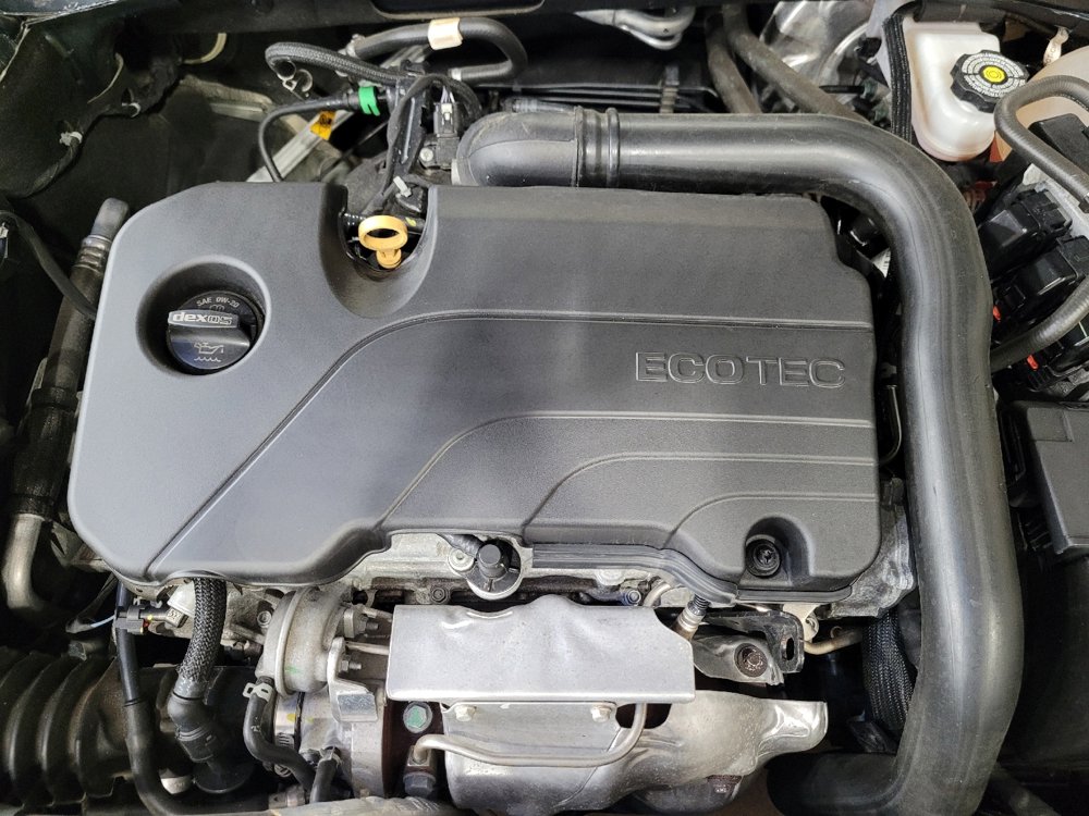 Used 2021 Chevrolet Malibu LT FWD image 30