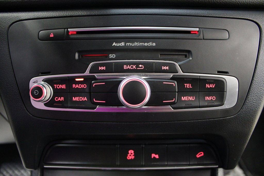 Used 2018 Audi Q3 2.0T Premium Plus w/ Premium Plus Package image 16