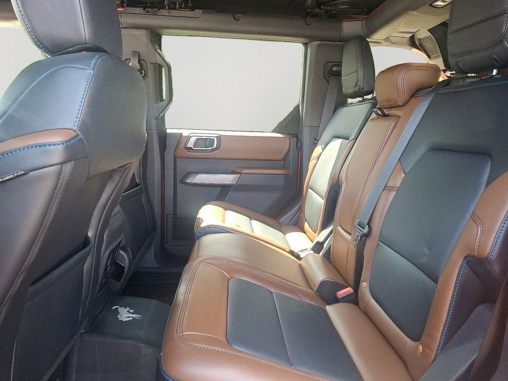 Used 2022 Ford Bronco Outer Banks image 10