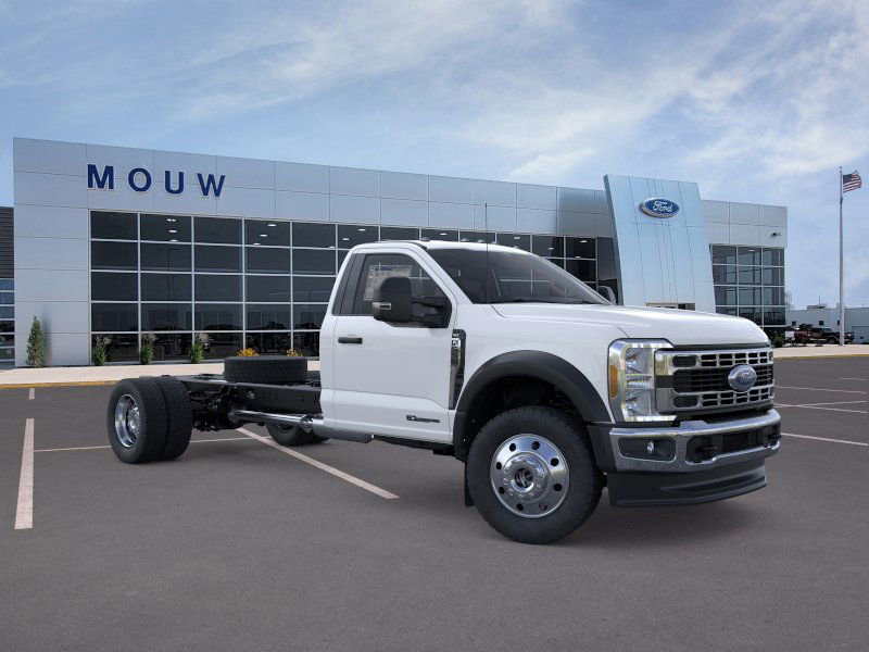 New 2025 Ford F550 4x4 Regular Cab Super Duty w/ XLT Value Package image 7