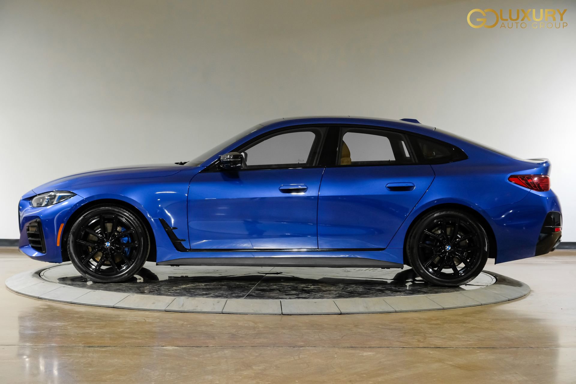 Used 2025 BMW M440i RWD image 13