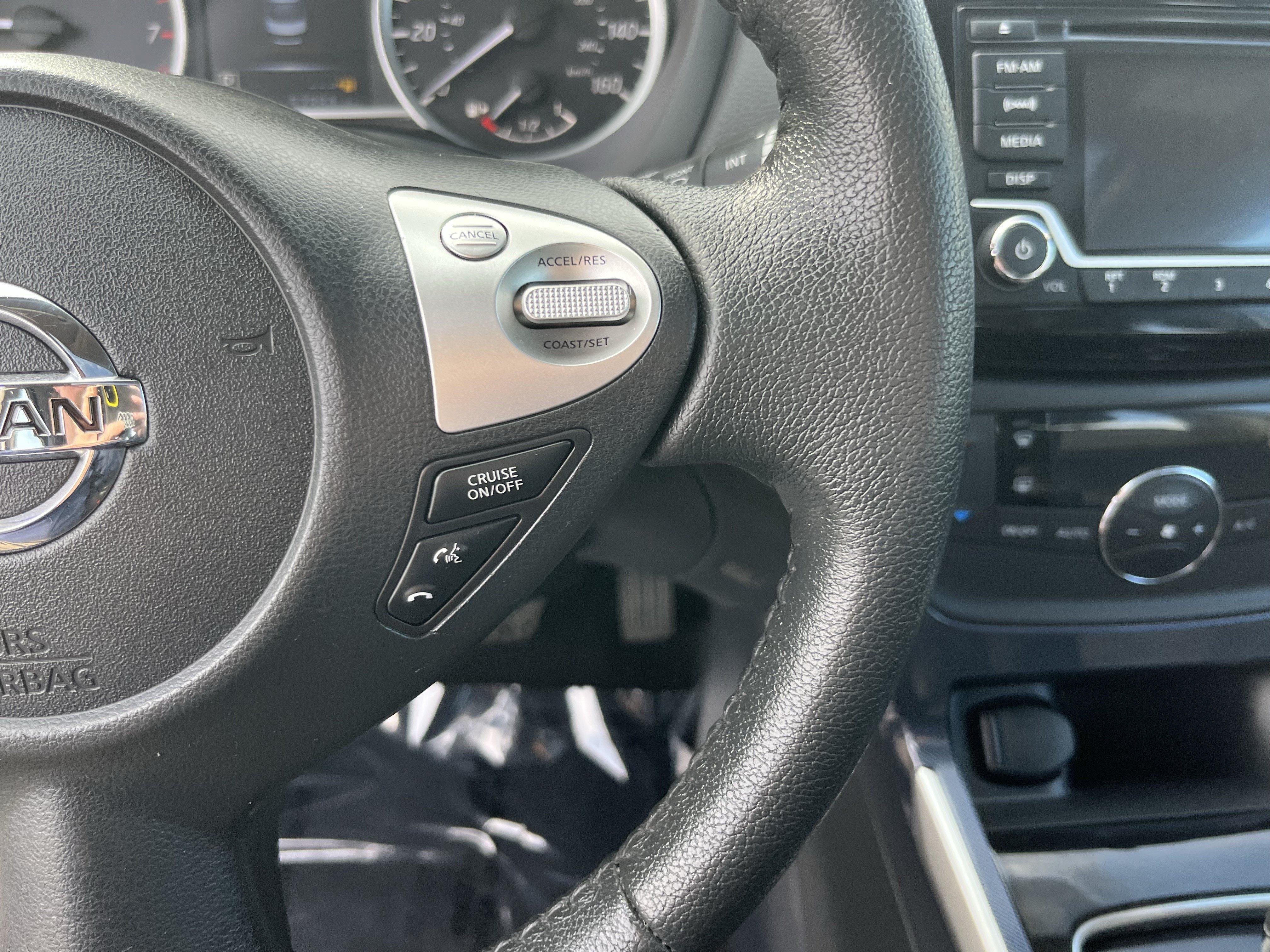 Used 2018 Nissan Sentra SR Turbo FWD image 21