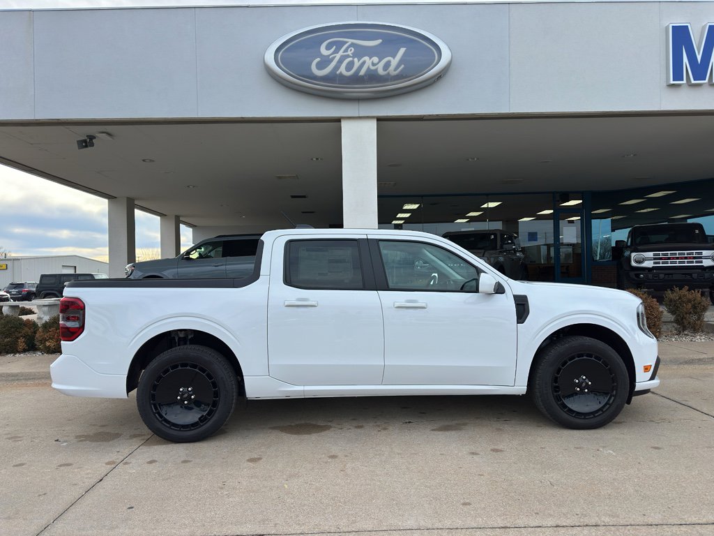 New 2025 Ford Maverick Lobo image 7