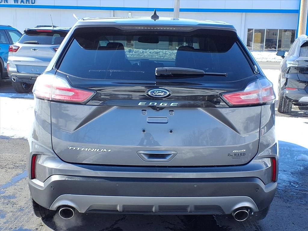 Used 2022 Ford Edge Titanium AWD/4WD image 14