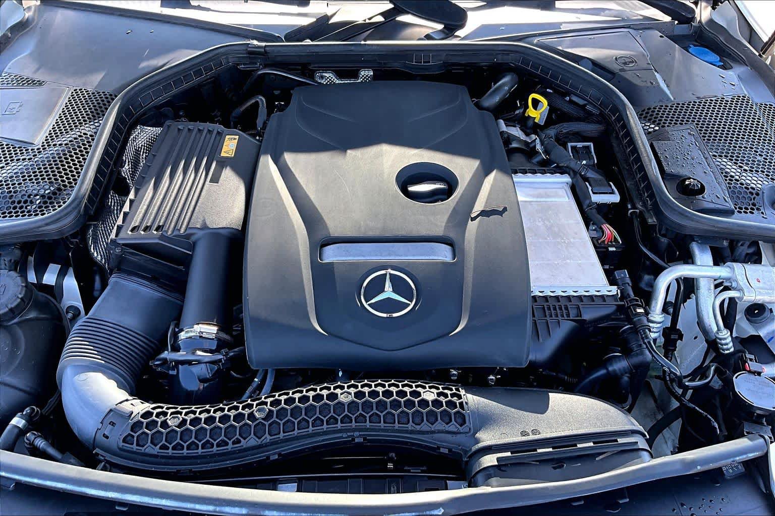 Used 2017 Mercedes-Benz C 300 4MATIC Sedan image 31