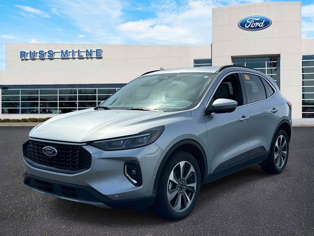 Used 2023 Ford Escape Platinum w/ Premium Technology Package AWD/4WD image 6