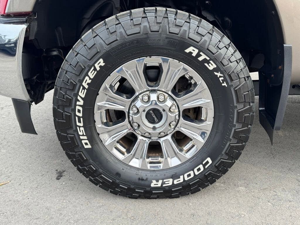 Used 2019 Ford F250 King Ranch w/ Chrome Package image 53