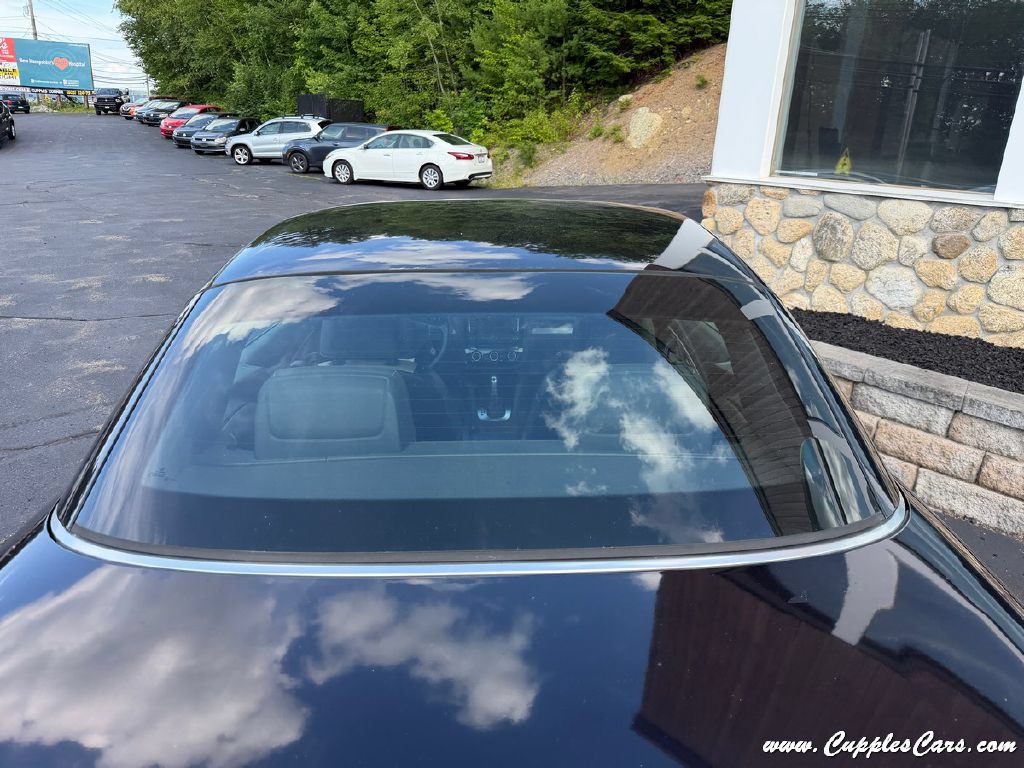 Used 2015 Volkswagen Eos Final Edition FWD image 17